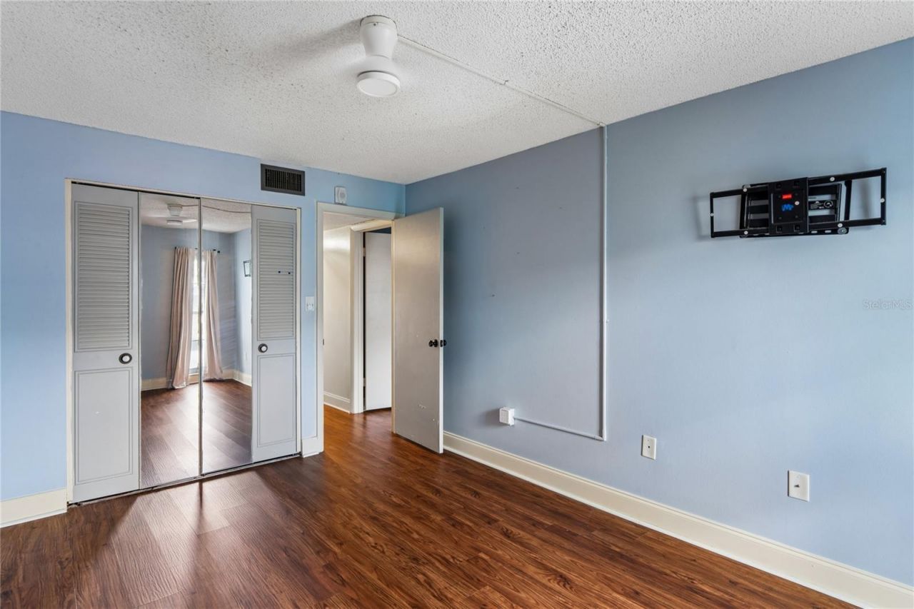 225 Country Club Drive, Unit C131, Largo, FL 33771 Photo