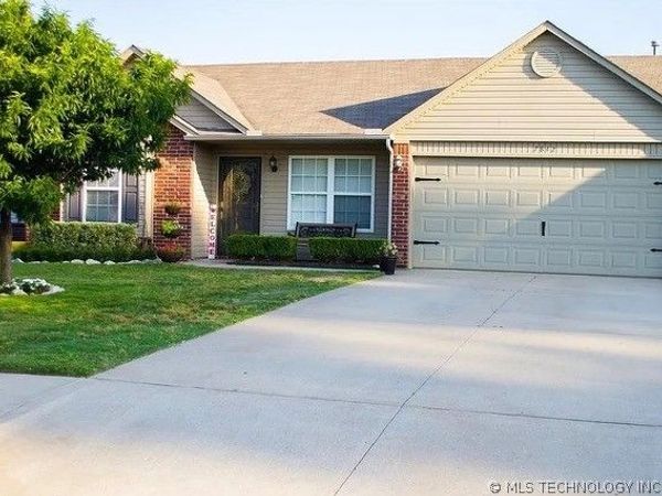 7842 E 132nd Street , Bixby, OK 74008