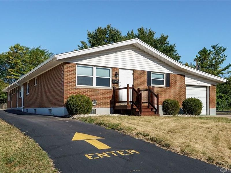 3433 Woodman Drive, Kettering, OH 45429 Photo 2