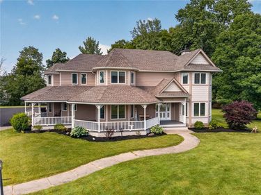 15 Crossbow Drive, Penfield, NY 14526