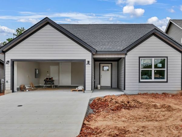 2669 Brewster Dr , Clarksville, TN 37042