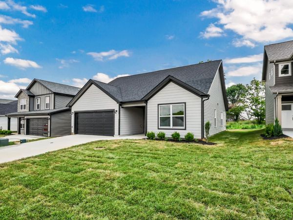 2669 Brewster Dr, Clarksville, TN 37042