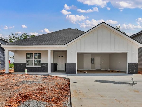 2677 Brewster Dr , Clarksville, TN 37042