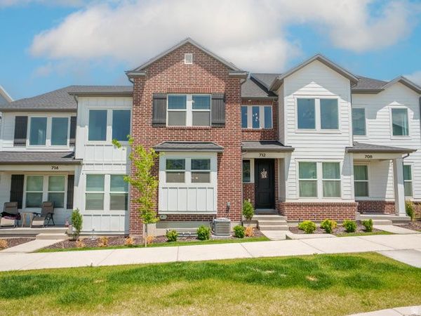 712 N BANNER DR , Saratoga Springs, UT 84045