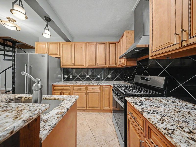 531 N Main Street , Sugar Grove, OH 43155 Photo 23