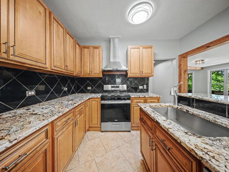 531 N Main Street , Sugar Grove, OH 43155 Photo 25