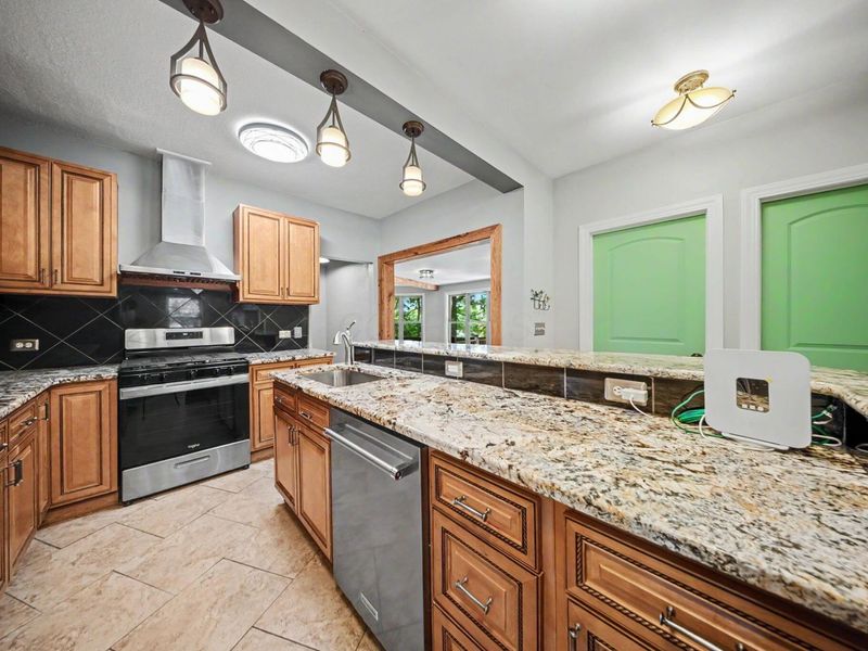 531 N Main Street , Sugar Grove, OH 43155 Photo 26