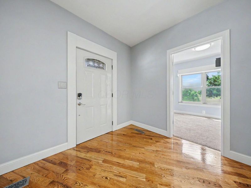 531 N Main Street , Sugar Grove, OH 43155 Photo 6