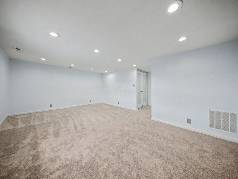 531 N Main Street , Sugar Grove, OH 43155 Photo 71
