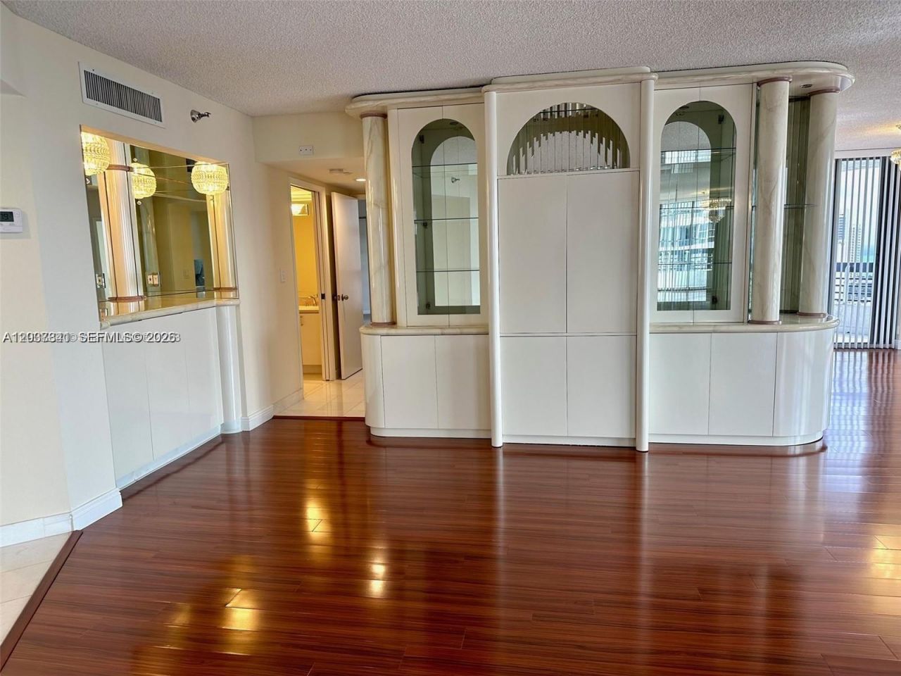 19101 NE 36th Ct , Unit 2008, Aventura, FL 33180 Photo
