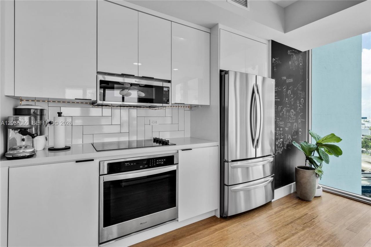 888 Biscayne Boulevard, Unit 812, Miami, FL 33132 Photo
