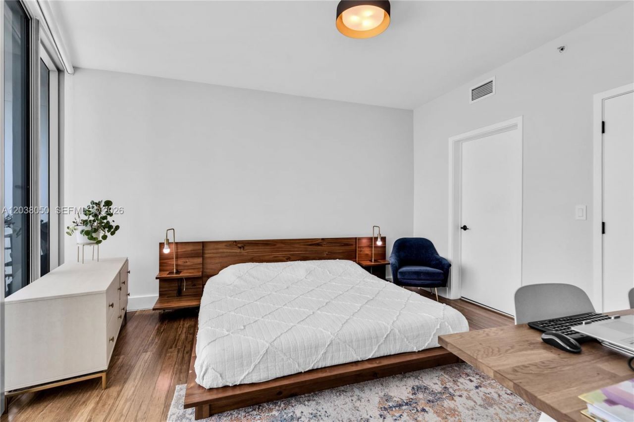 888 Biscayne Boulevard, Unit 812, Miami, FL 33132 Photo