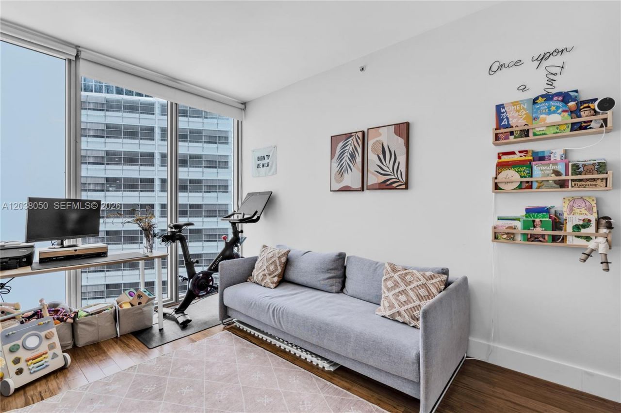888 Biscayne Boulevard, Unit 812, Miami, FL 33132 Photo