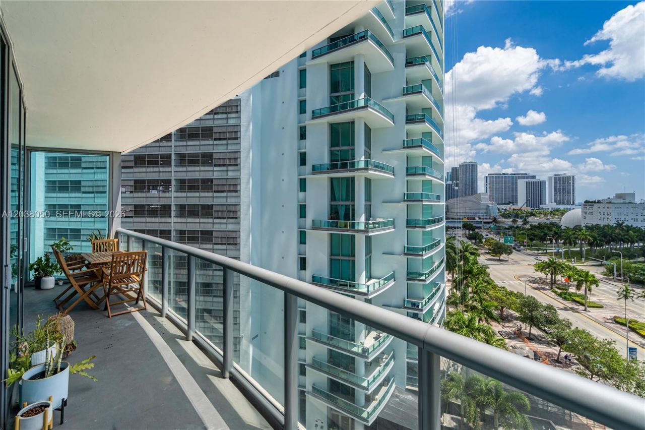 888 Biscayne Boulevard, Unit 812, Miami, FL 33132 Photo