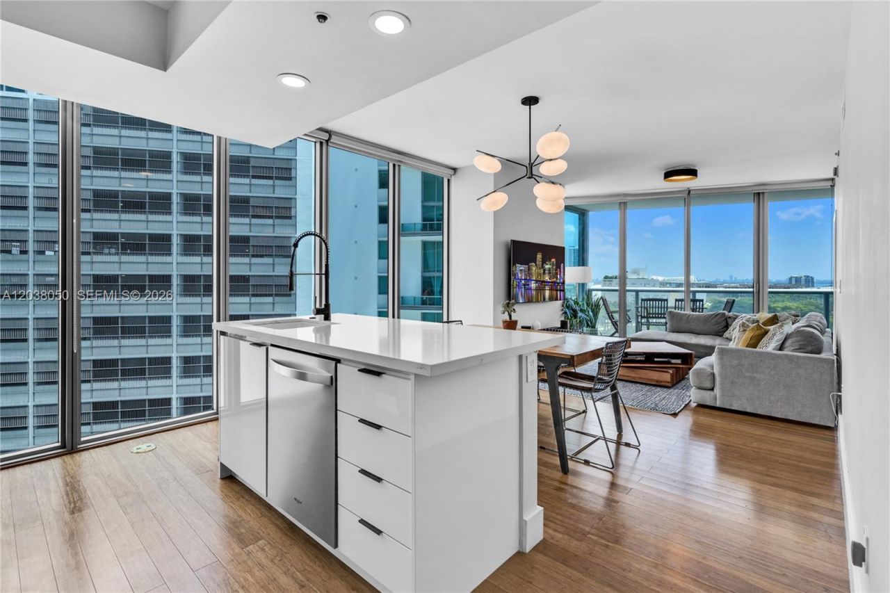 888 Biscayne Boulevard, Unit 812, Miami, FL 33132 Photo