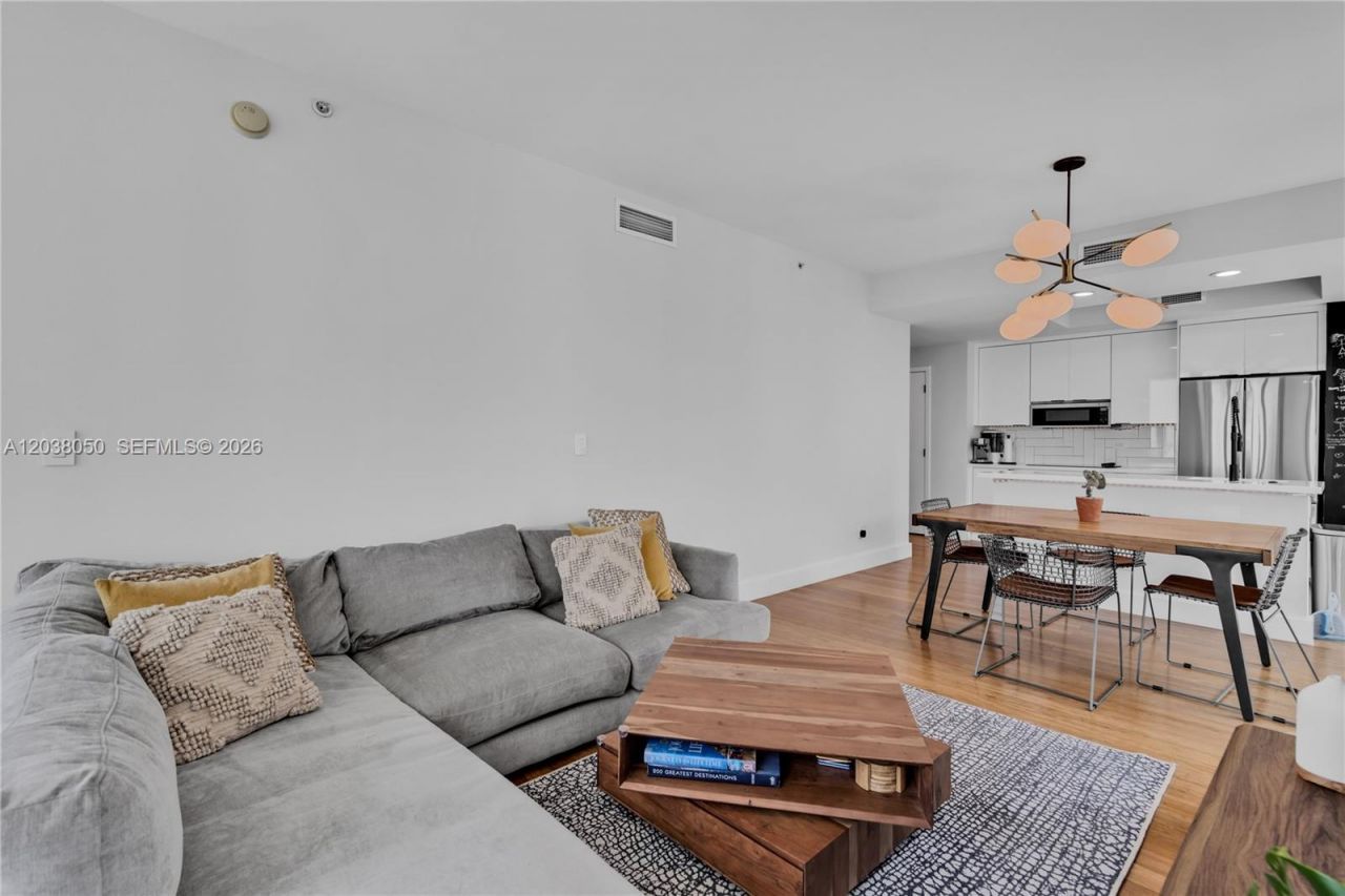 888 Biscayne Boulevard, Unit 812, Miami, FL 33132 Photo