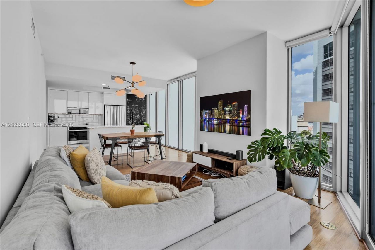 888 Biscayne Boulevard, Unit 812, Miami, FL 33132 Photo
