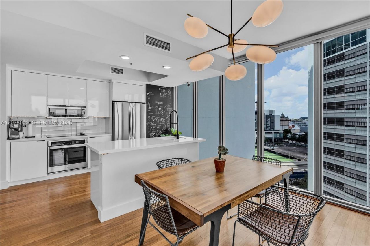 888 Biscayne Boulevard, Unit 812, Miami, FL 33132 Photo
