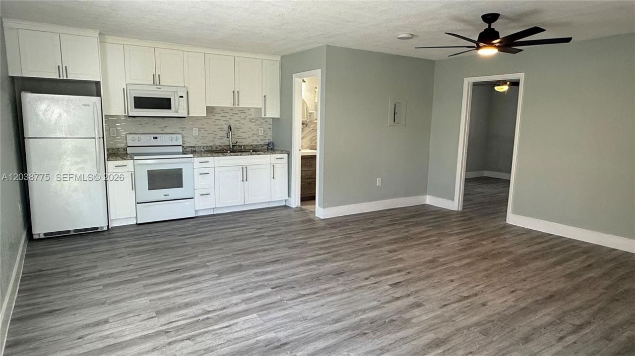 220 NW 12th St , Unit 4, Pompano Beach, FL 33060 Photo