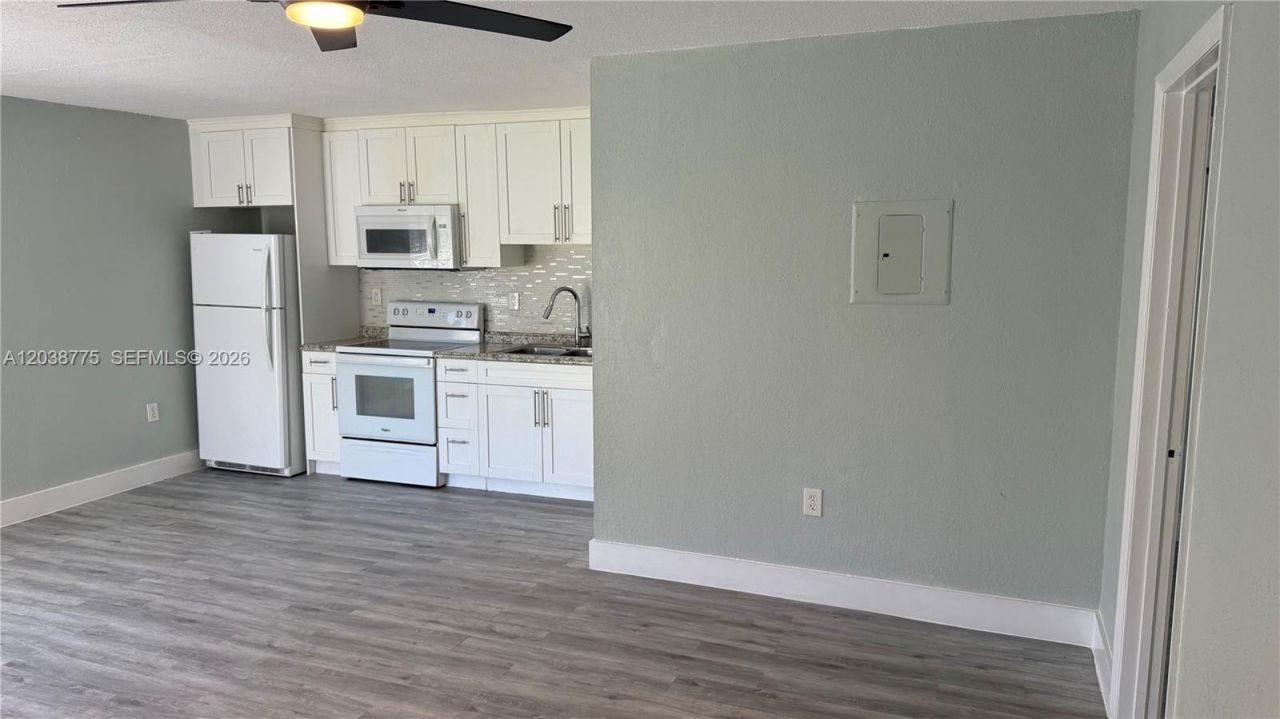 220 NW 12th St , Unit 4, Pompano Beach, FL 33060 Photo