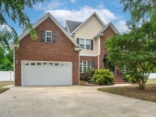 1328 Genoa Court , Greenville, NC 27858