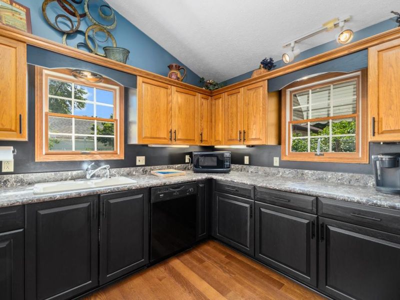352 N Willow Dale Road, Marblehead, OH 43440 Photo 13