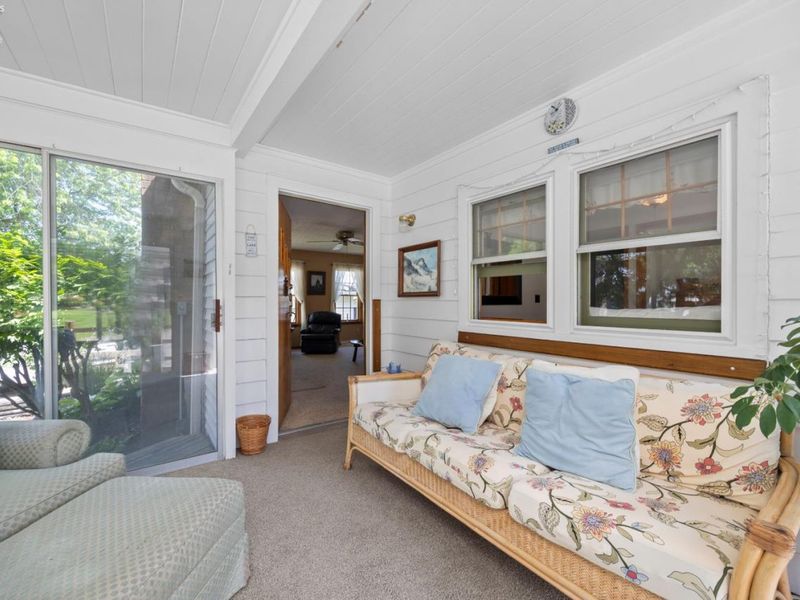 352 N Willow Dale Road, Marblehead, OH 43440 Photo 5