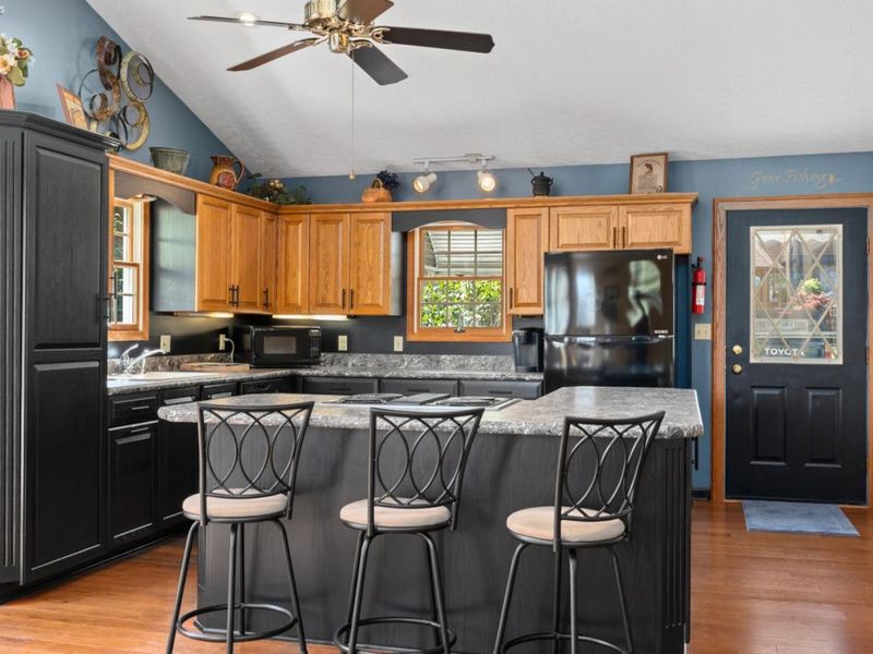 352 N Willow Dale Road, Marblehead, OH 43440 Photo 8