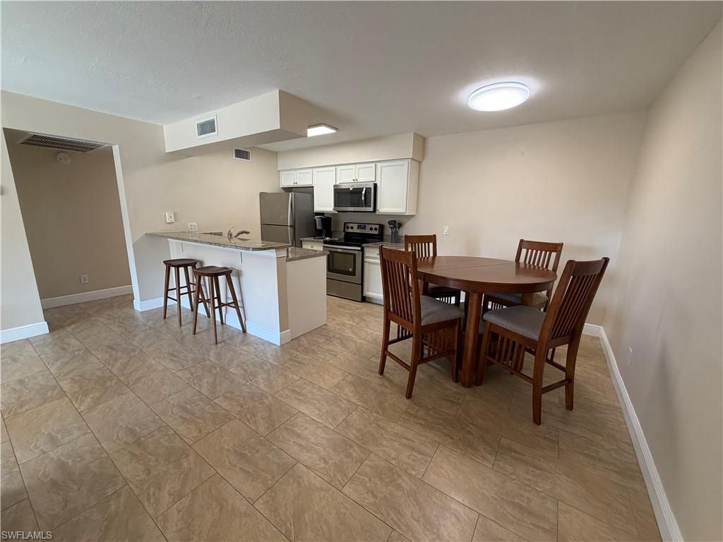 5327 Summerlin Rd , Unit 2707, Fort Myers, FL 33919 Photo