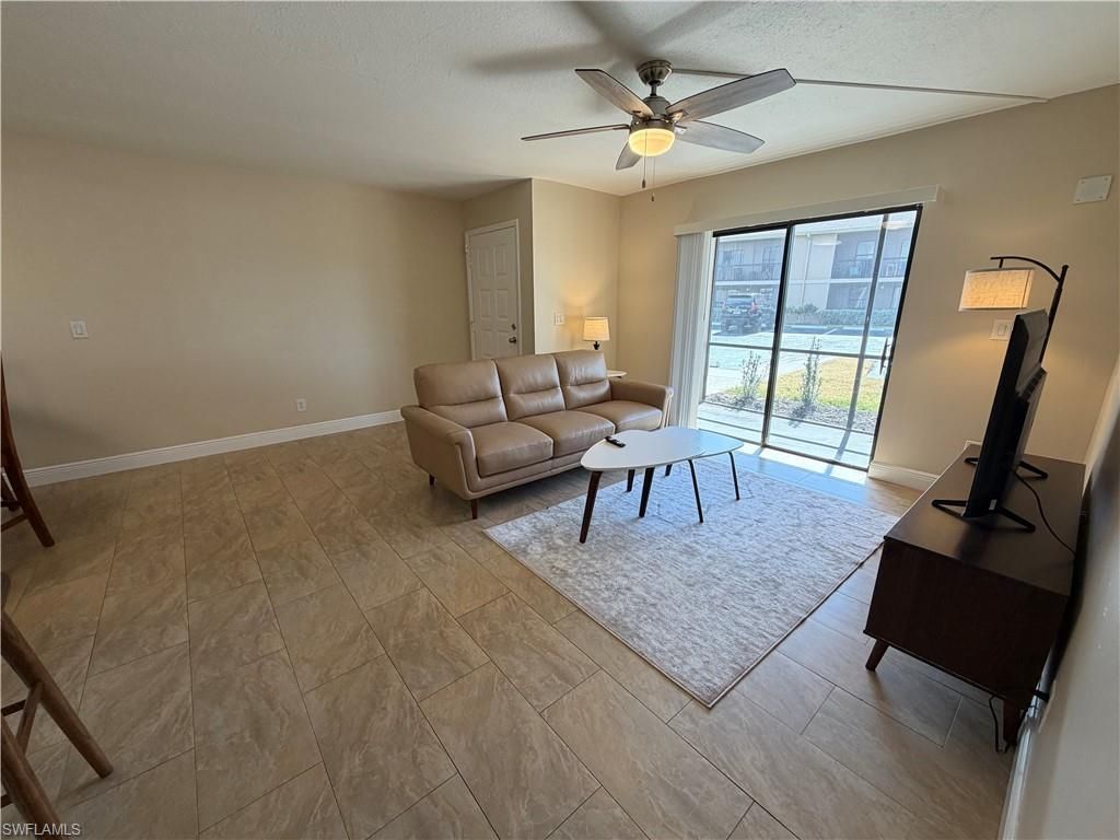5327 Summerlin Rd , Unit 2707, Fort Myers, FL 33919 Photo