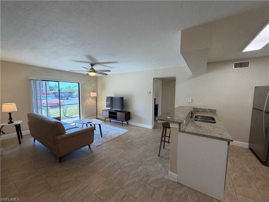 5327 Summerlin Rd , Unit 2707, Fort Myers, FL 33919 Photo