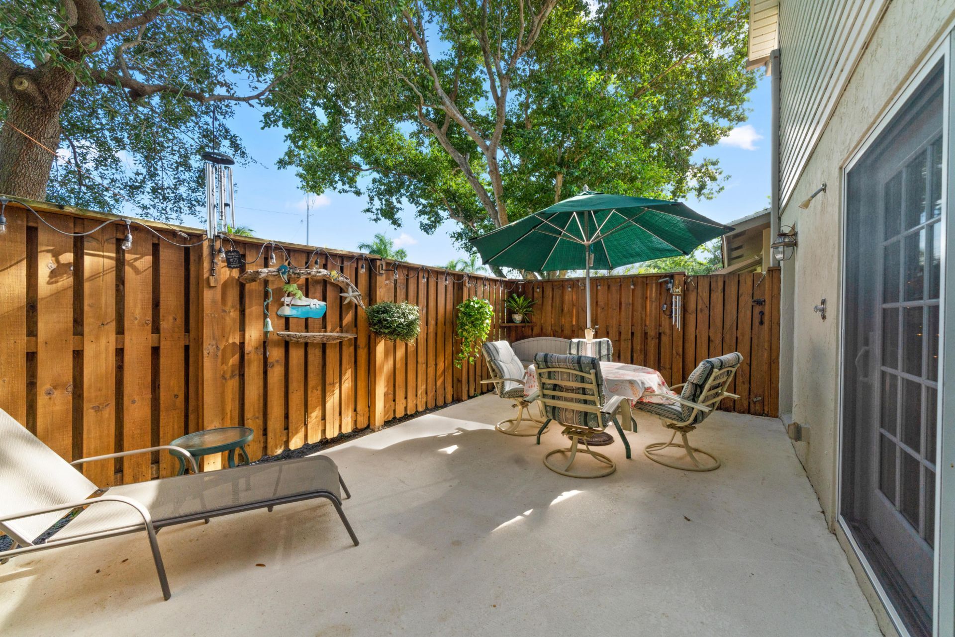 2016 Joy-rene Lane, North Palm Beach, FL 33408 Photo