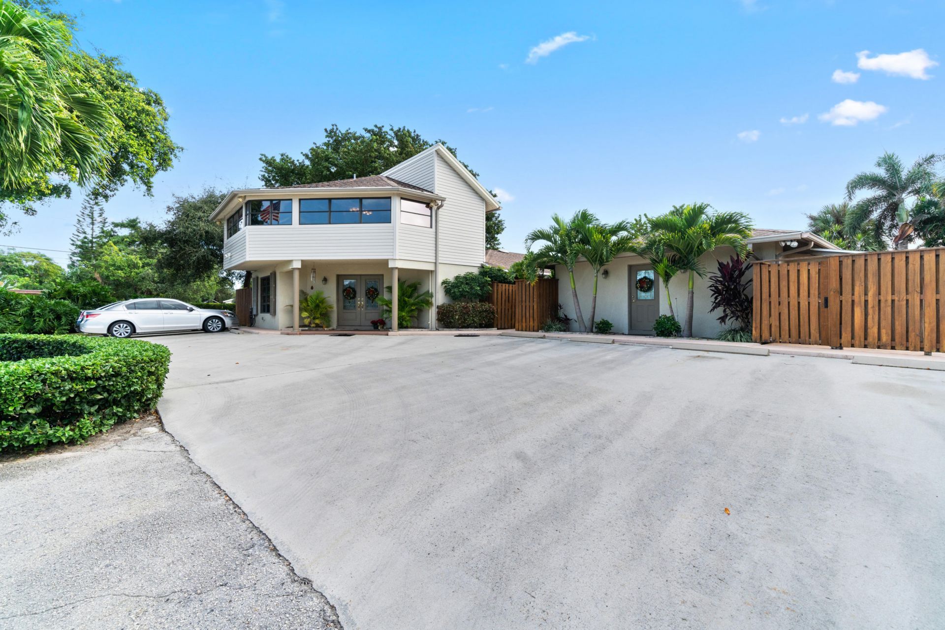 2016 Joy-rene Lane, North Palm Beach, FL 33408 Photo