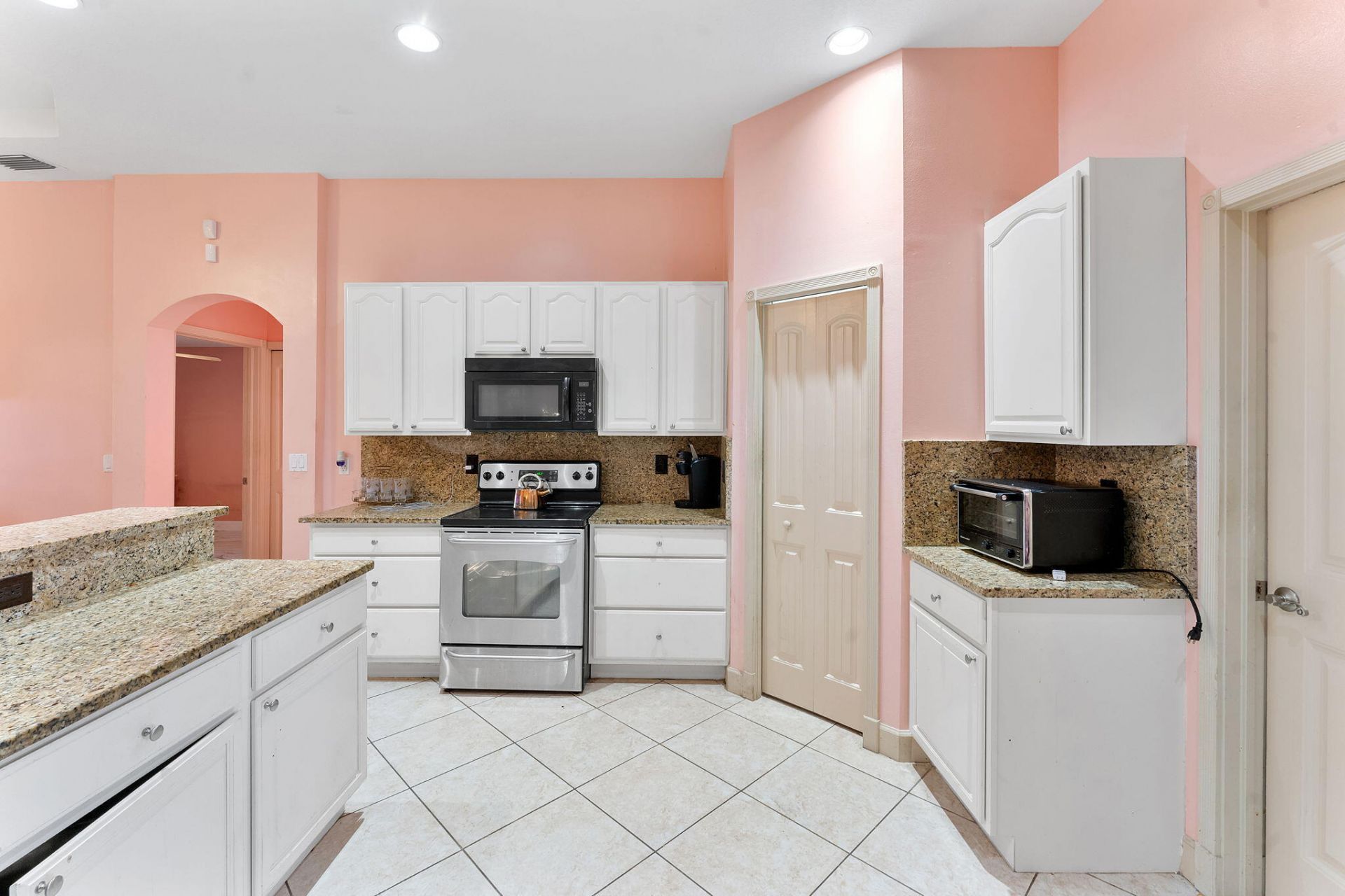 534 SW Halifax Avenue, Port Saint Lucie, FL 34953 Photo