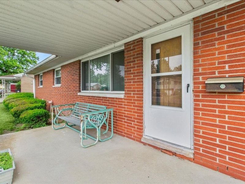 1233 Superior Street, Bellefontaine, OH 43311 Photo 4