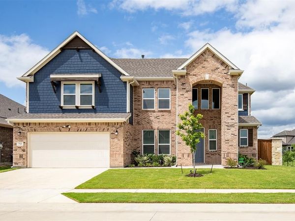 715 Parkside Drive , Justin, TX 76247