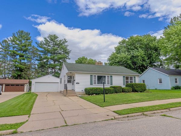1021 S Terrace Street, Janesville, WI 53546