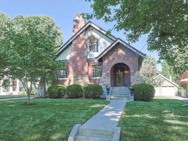 3711 Petoskey Avenue, Mariemont, OH 45227