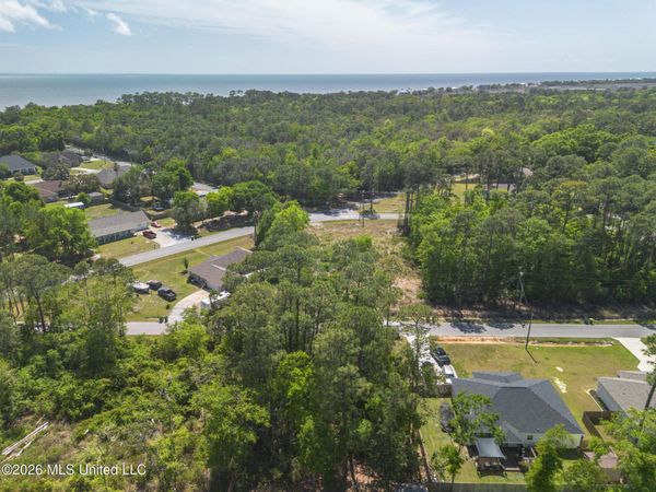 Plum Street , Ocean Springs, MS 39564