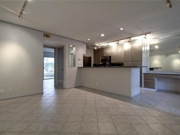 500 E Riverside DR, Unit 136, Austin, TX 78704