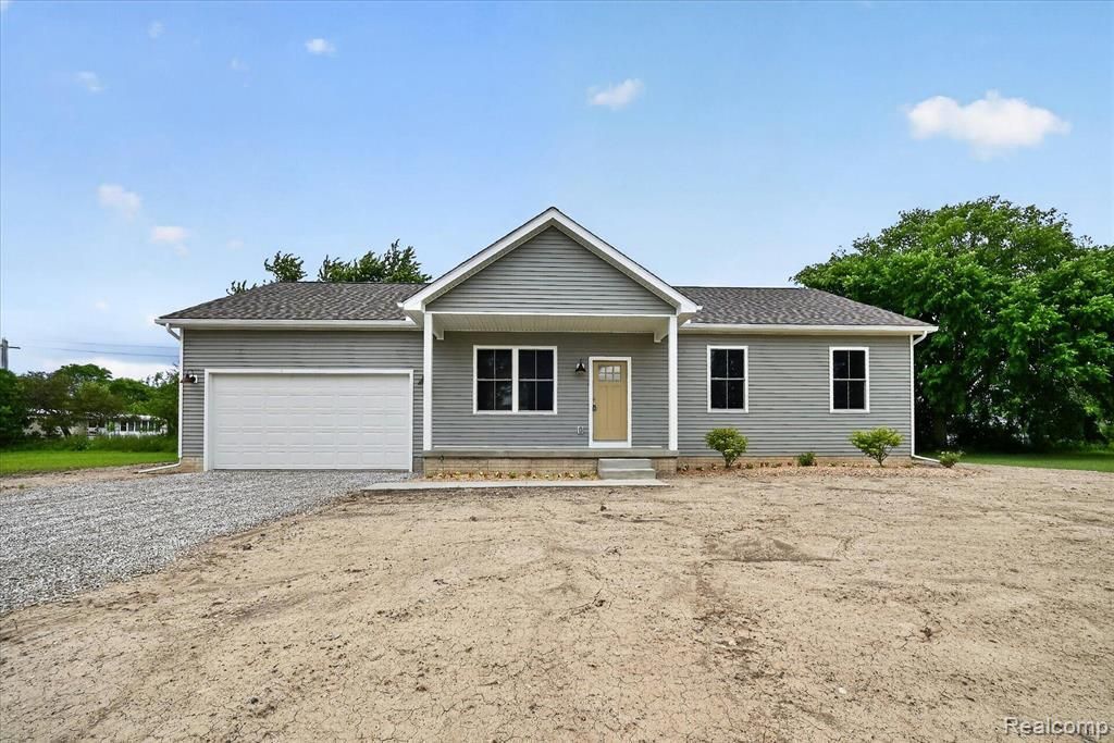 926 Ford Road, Carleton Vlg, MI 48117 Main Photo