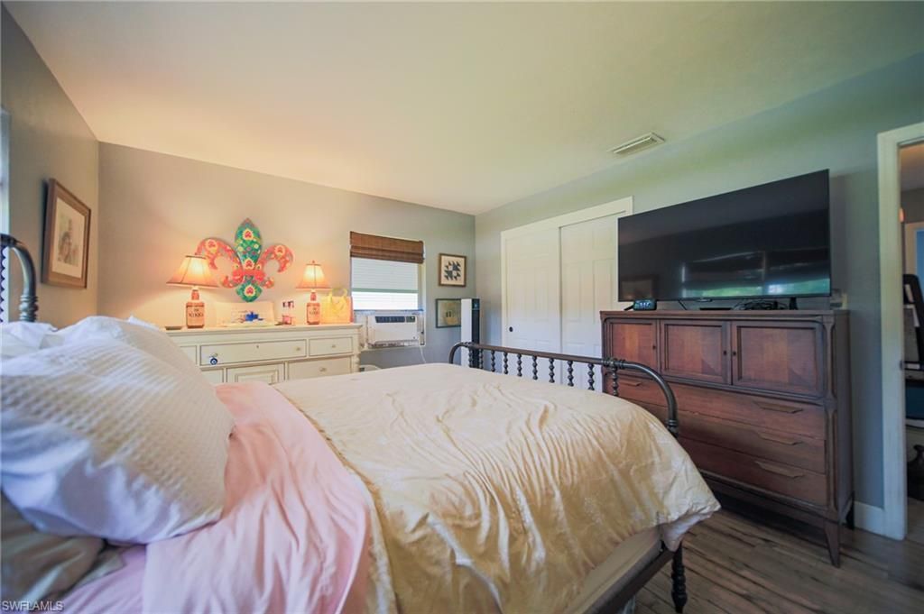 1410 Paloma Dr , Fort Myers, FL 33901 Photo