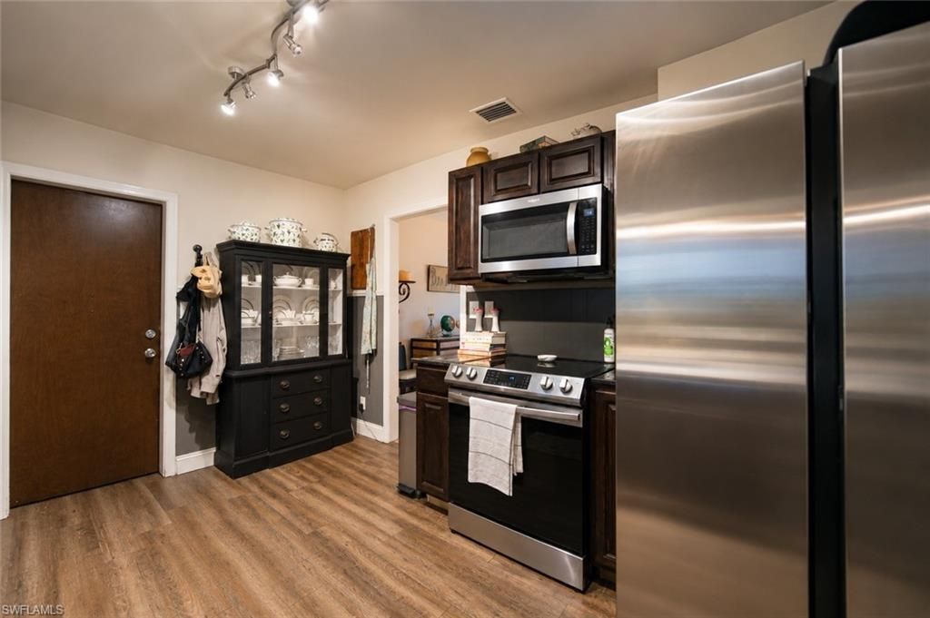 1410 Paloma Dr , Fort Myers, FL 33901 Photo