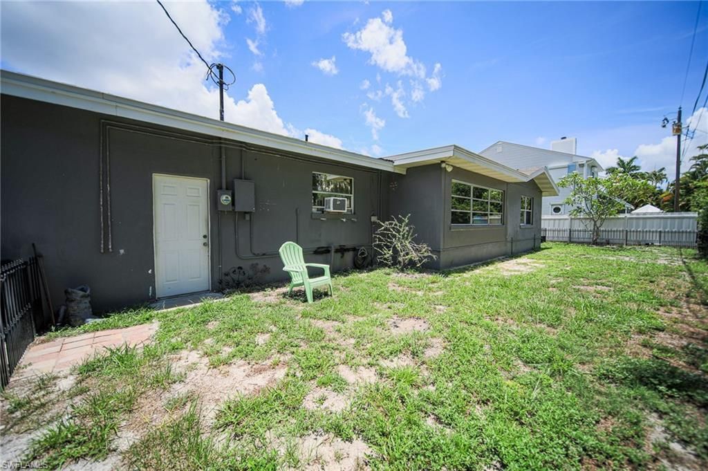 1410 Paloma Dr , Fort Myers, FL 33901 Photo