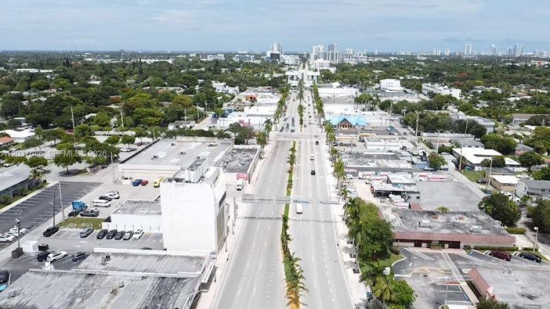 2814-2820 N Hollywood Blvd , Hollywood, FL 33020 Photo
