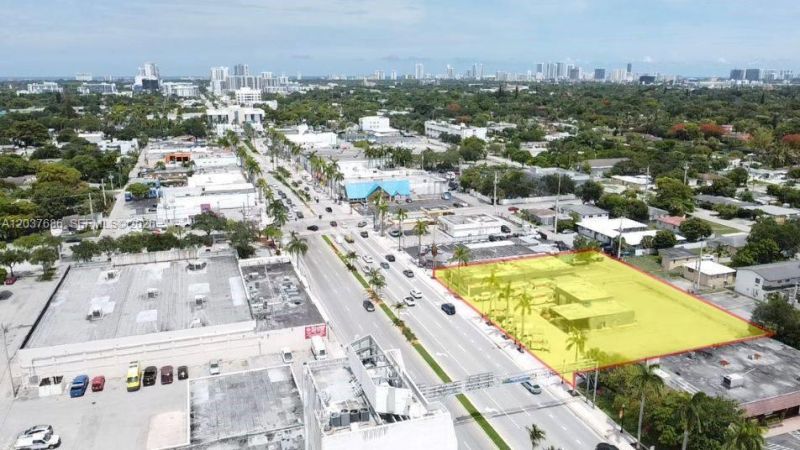 2814-2820 N Hollywood Blvd , Hollywood, FL 33020 Photo