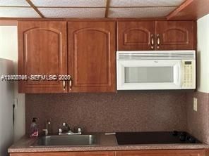 17570 Atlantic Blvd, Unit 407, Sunny Isles Beach, FL 33160 Photo