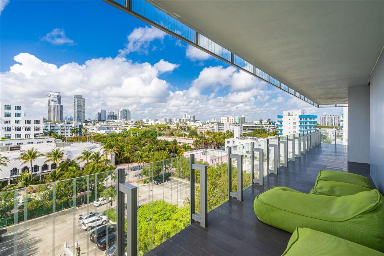 120 Ocean Dr, Unit 700, Miami Beach, FL 33139 Photo