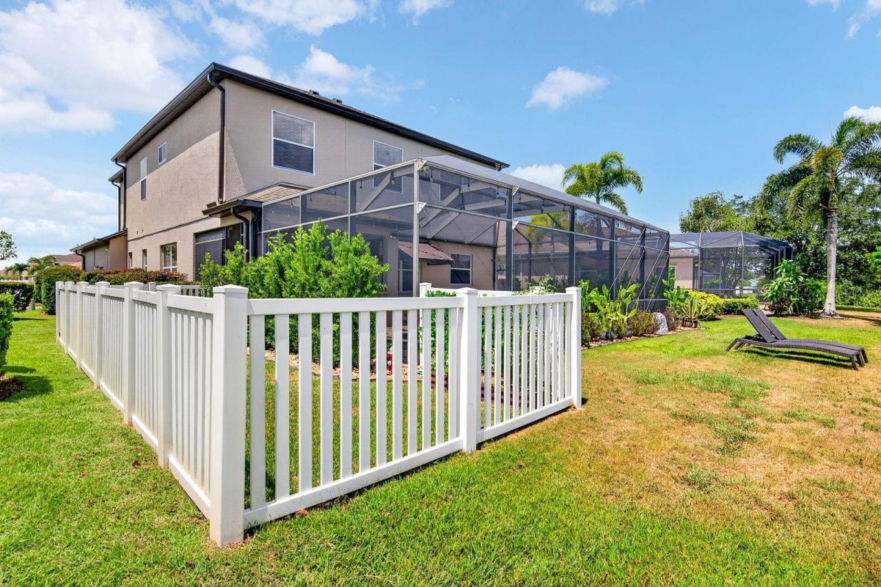 15703 Butterfish Place, Lakewood Ranch, FL 34202 Photo