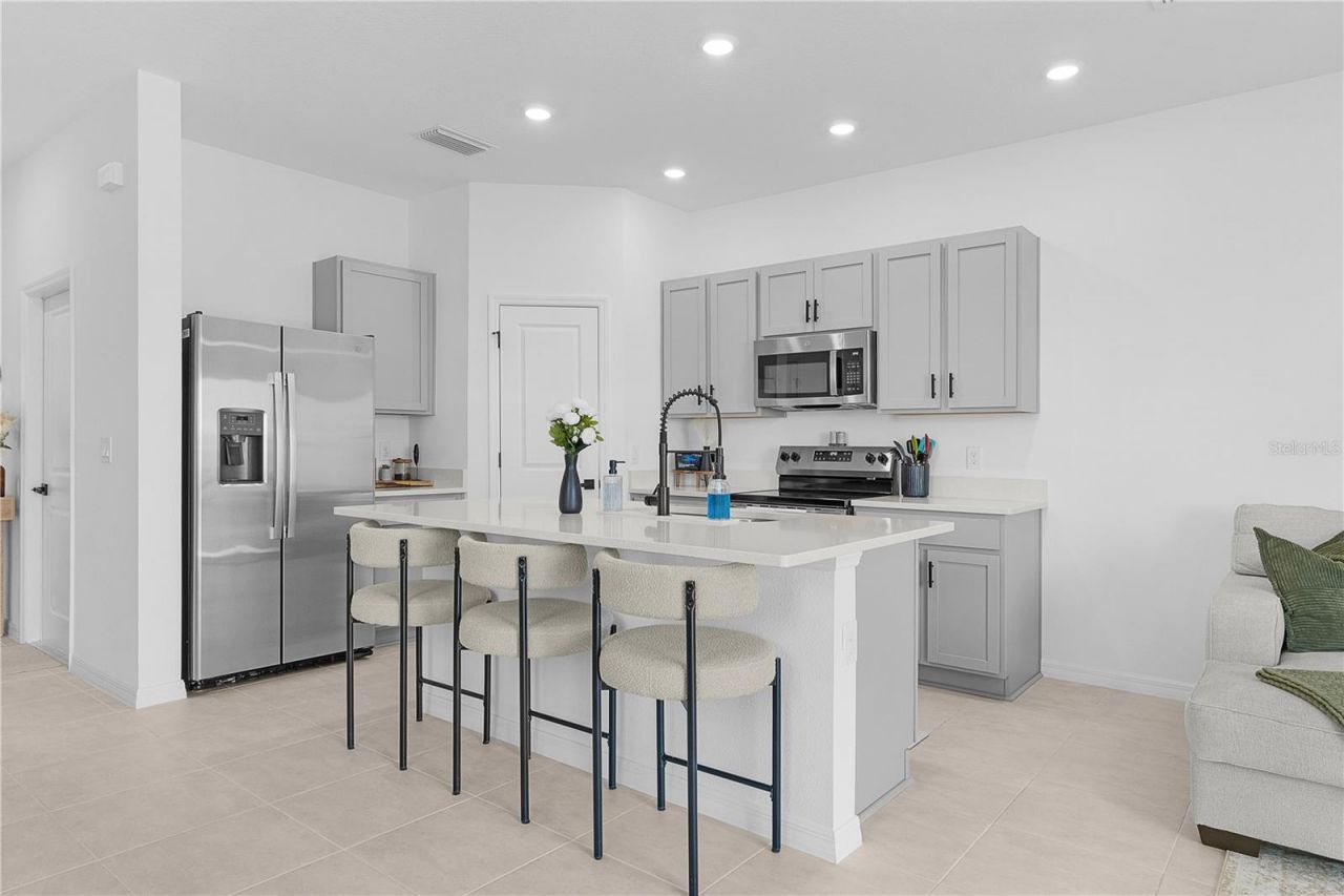 7771 Waterscape , Groveland, FL 34736 Photo